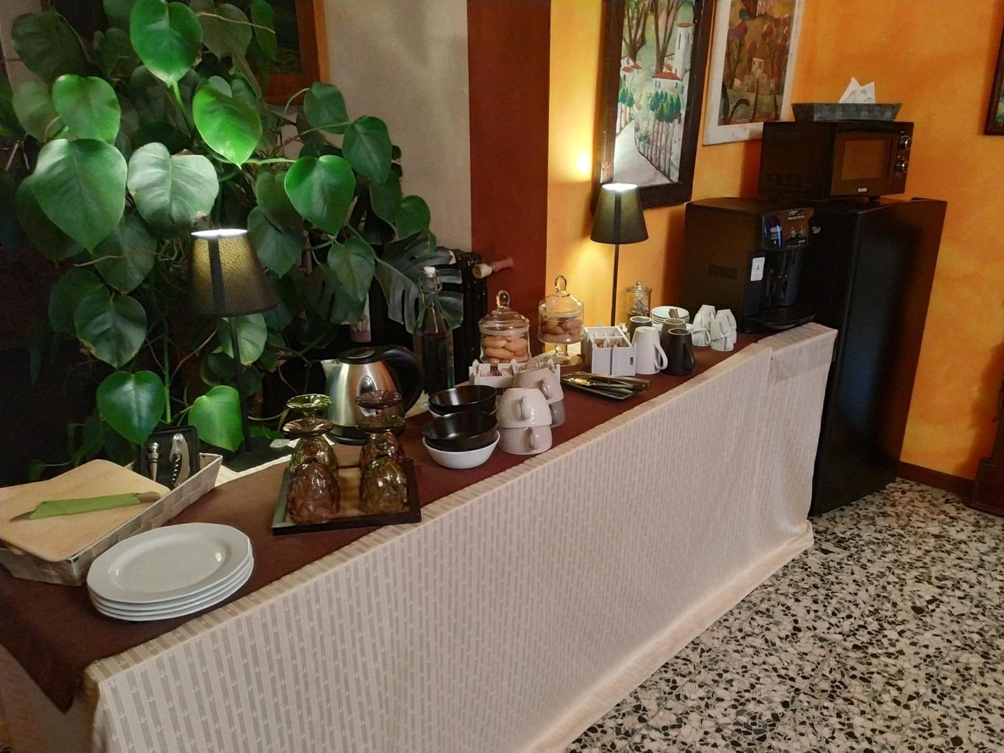 Guest House Villa De Ros ซาโล ห้อง รูปภาพ